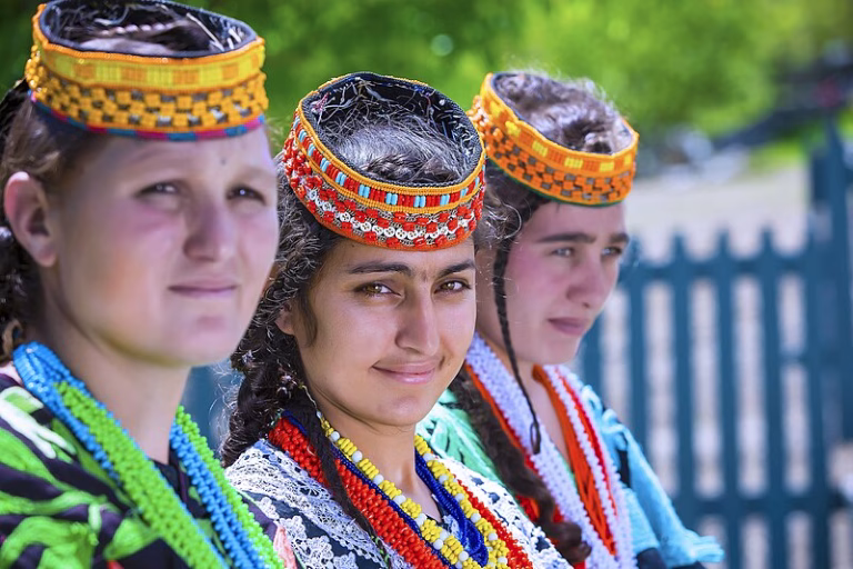7 Unusual Places: People Are Born Differently 4 Unbelievable place